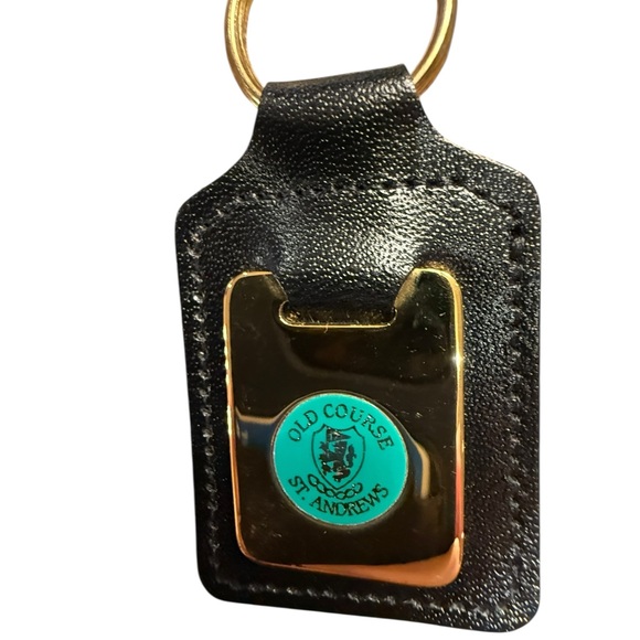 st andrews Other - St. Andrew’s Black and Gold Key Holder